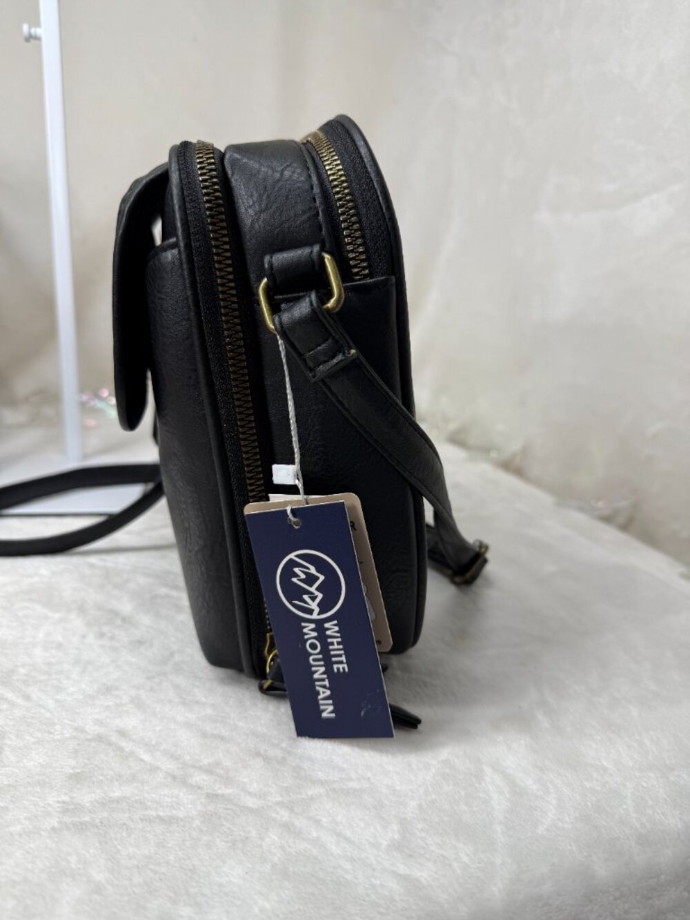 White Mountain Black Embossed Crossbody Bag – 9x9x3 - Picture 4 of 5